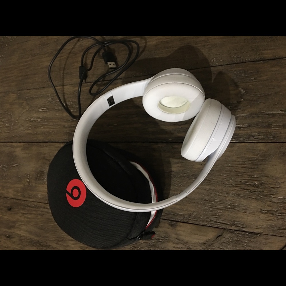 dre solo 3 wireless beats BRAND NEW